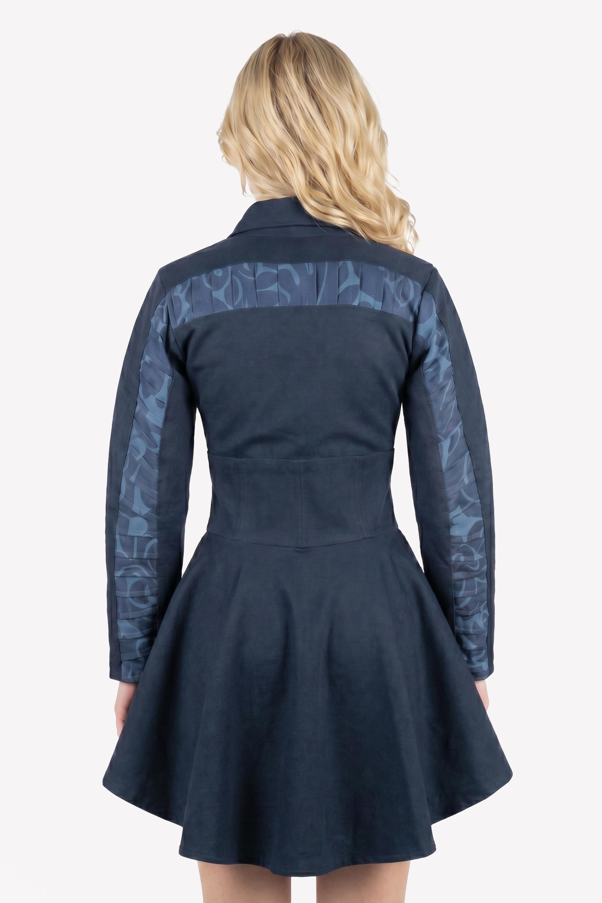 Robe Kacey
